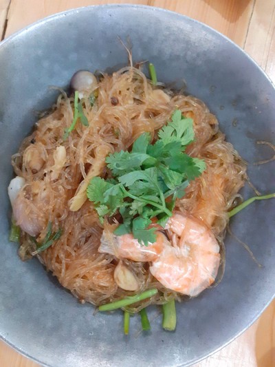 กุ้งอบวุ้นเส้น
