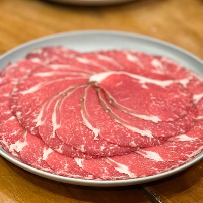 เนื้อหนอก