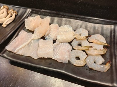 ปลาดอรี่ 2 & กุ้ง 1