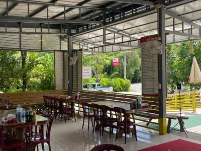 ร้านแดงอาหารทะเล (ร้านต้นตำรับตัวจริงกว่า40ปี)