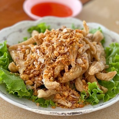 ปลาทรายทอดกรอบ