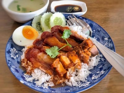 เมนูของร้าน หนีห่าว โฮมคิทเช่น