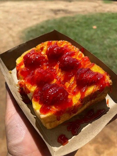 สตอเบอรี่่ซอส