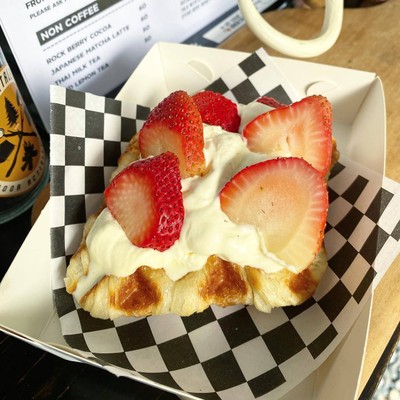 strawberry Croffle