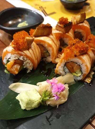 Salmon Foiegras Roll ( 5Pcs.)