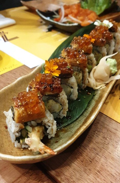 UNAGI ROLL