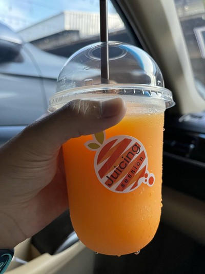 น้ำส้มเกล็ดหิมะ