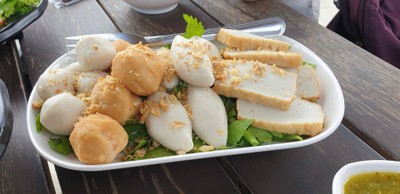ลูกชิ้นปลาลวก