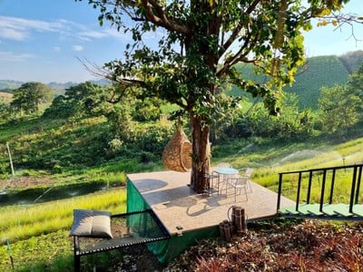 Tom’s Cafe De Hill at Khao Kho