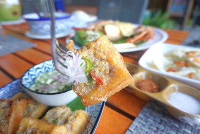 อาหาร หรือ เครื่องดื่ม