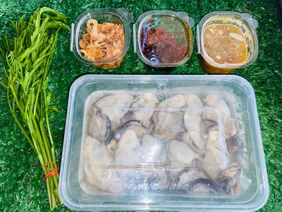 หอยนางรม พร้อมเครื่องเครียง