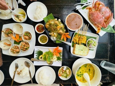 บ้านระเบียงน้ำ & กุ้งแม่น้ำเผา Delivery