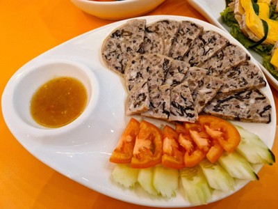 ขาหมูยัดไส้