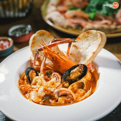 ซุปซีฟู้ดสไตล์อิตาเลียน เครื่องเทศอิมพอร์ตมากจากอิตาลี ฟีลลิ่งเหมือนกินซุปต้มยำ