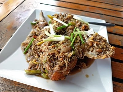 เมนูของร้าน เขารังบรีซ