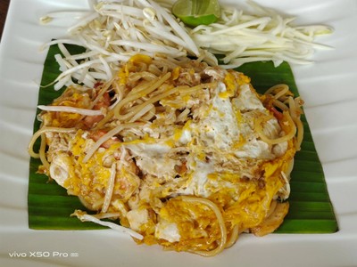 ผัดไทยเส้นสปาเกตตี
