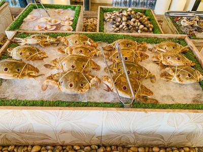 อาหาร หรือ เครื่องดื่ม