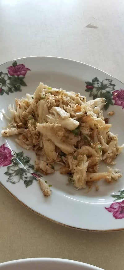 เนื้อปูคั่วพริกขี้หนู