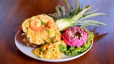 ข้าวผัดสับปะรด