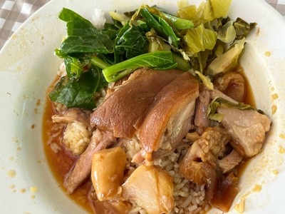 เมนูของร้าน เจ๊หนึ่งข้าวขาหมูบุฟเฟ่ต์