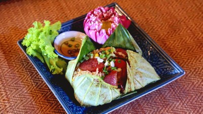 ข้าวห่อใบบัว