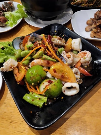 แก้วไก่กรอบ - Keaw Kai Krob ลาดกระบัง