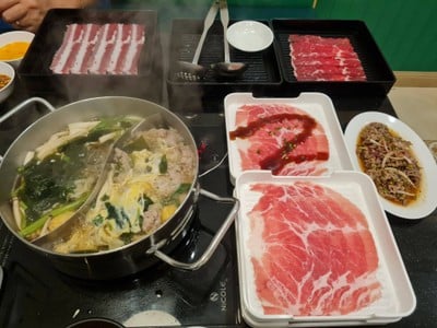 อาหาร หรือ เครื่องดื่ม