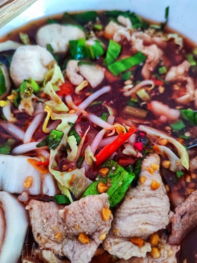 เกาเหลาหมูน้ำแดง