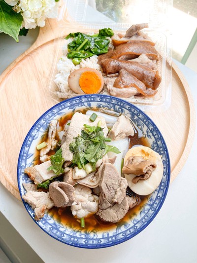 ก๋วยจั๊บน้ำข้น + น้ำเก๊กฮวย