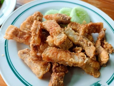 เมนูของร้าน ตุ้มไฮเวย์