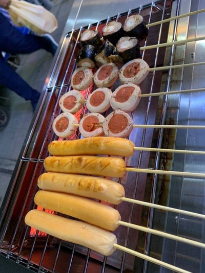 อาหาร หรือ เครื่องดื่ม