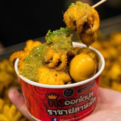 ราชาปลาหมึกสายทอด S พอดีชิม  50฿