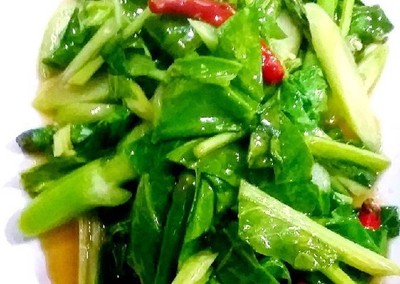 คะน้าน้ำผัดน้ำมันหอย