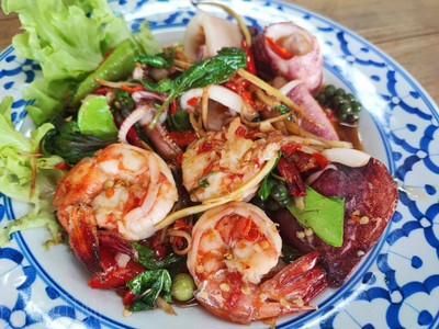 ผัดฉ่าทะเล