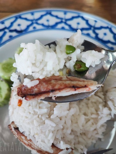 ข้าวคลุกปู