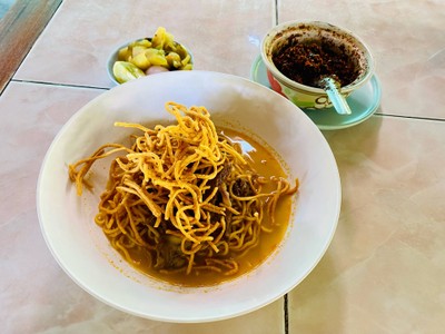 ข้าวซอยเนื้อ