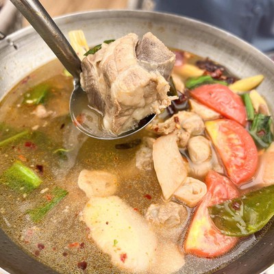 อาหาร หรือ เครื่องดื่ม