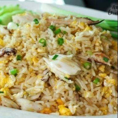 ข้าวผัดปู   + โค้ก  1 แก้ว32m ราคา 150บ.