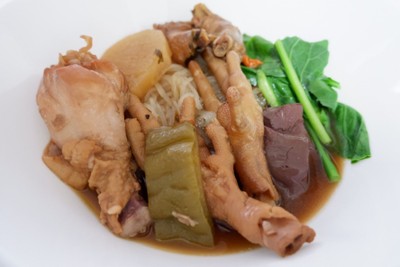 อาหาร หรือ เครื่องดื่ม