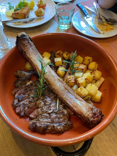 เมนูของร้าน Via Emilia Restaurant