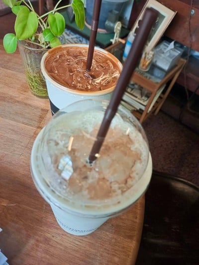 อาหาร หรือ เครื่องดื่ม