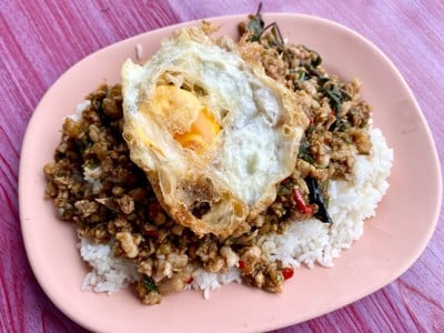 กะเพราหมู