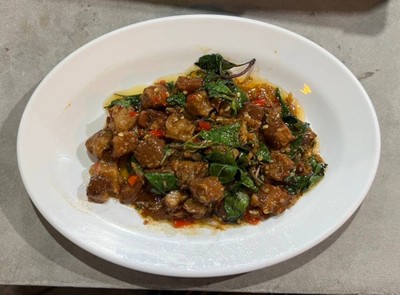 อาหาร หรือ เครื่องดื่ม