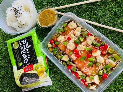 อาหาร หรือ เครื่องดื่ม