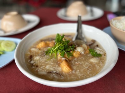 เต้าหู้ราดหน้าปู