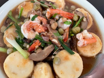เต้าหู้ทรงเครื่อง
