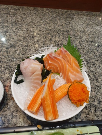 ซาชิมิรวม 3 อย่าง