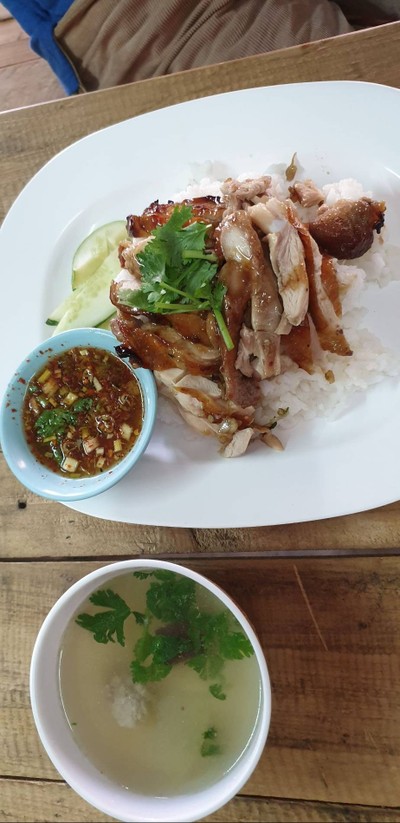 อาหาร หรือ เครื่องดื่ม