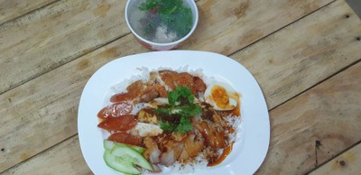 อาหาร หรือ เครื่องดื่ม