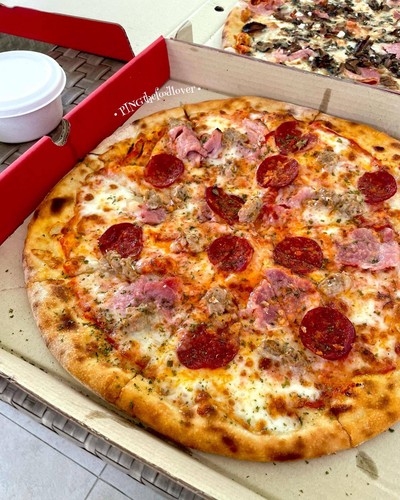Classic meat lover
